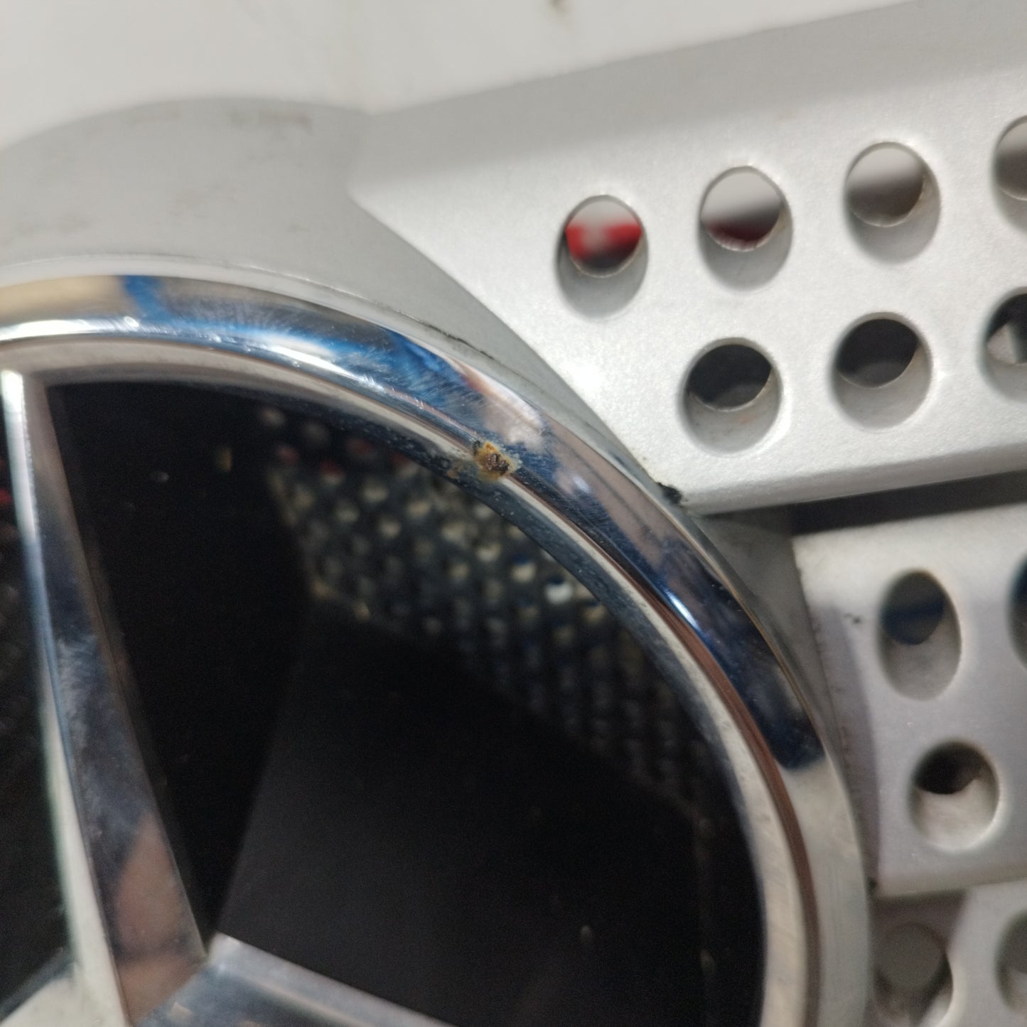 Mercedes C-Klasse W203 2005 ecoAC8922 Zentralgrill