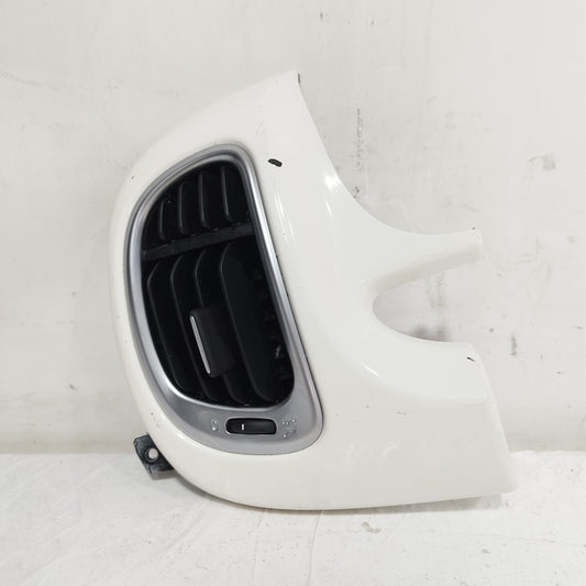 Cornice con bocchetta aria lato sx Fiat 500L (330) 2012-2017 cod: 51892473 ecoAC16356