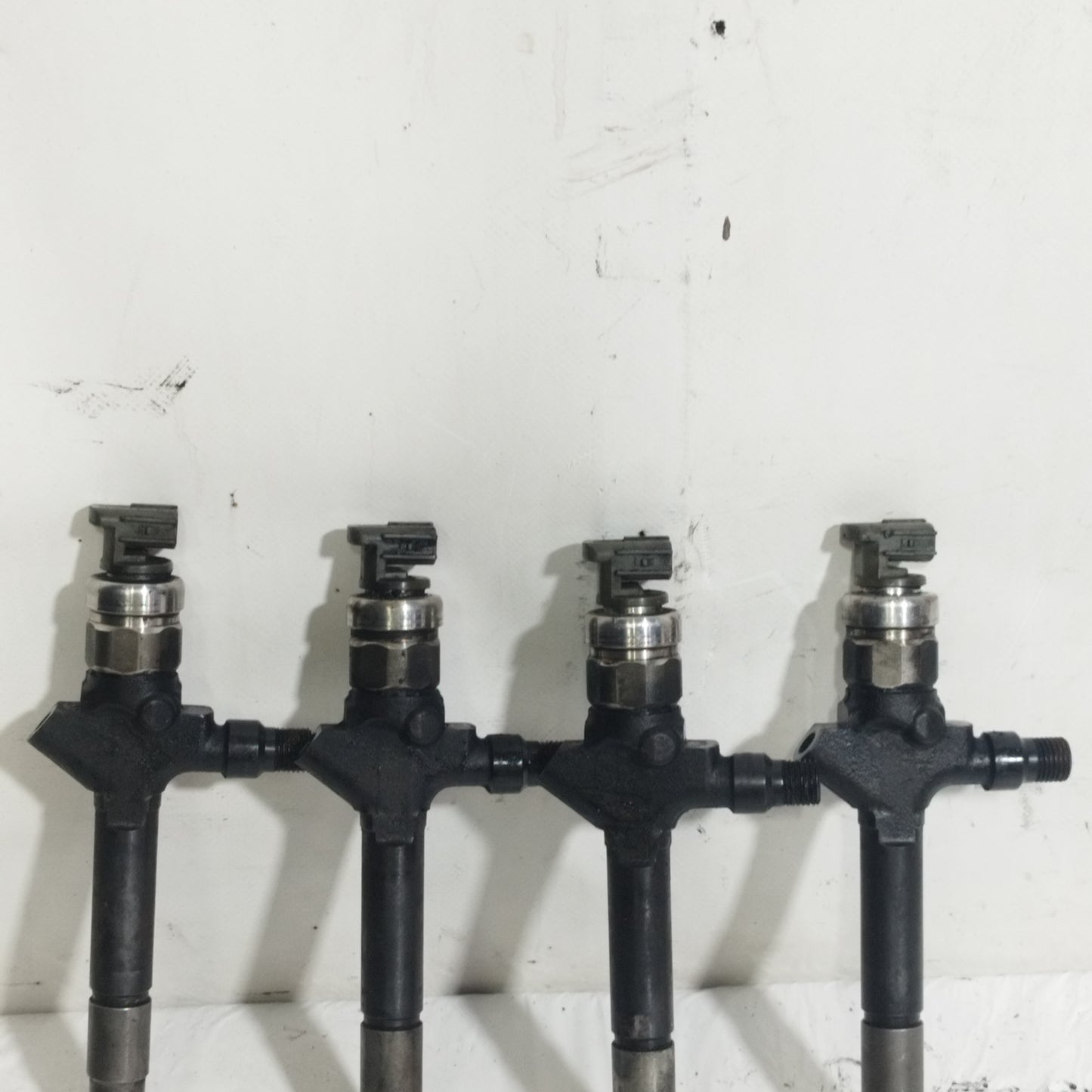 Iniettori Denso Mazda 5 2.0 D 2005-2010 cod: RF7J13H50 ecoAC15940