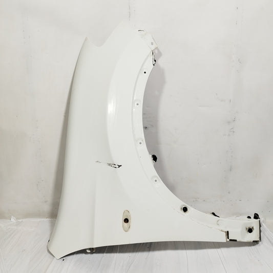 Parafango anteriore dx bianco Nissan Qashqai 2012 ecoAC14552