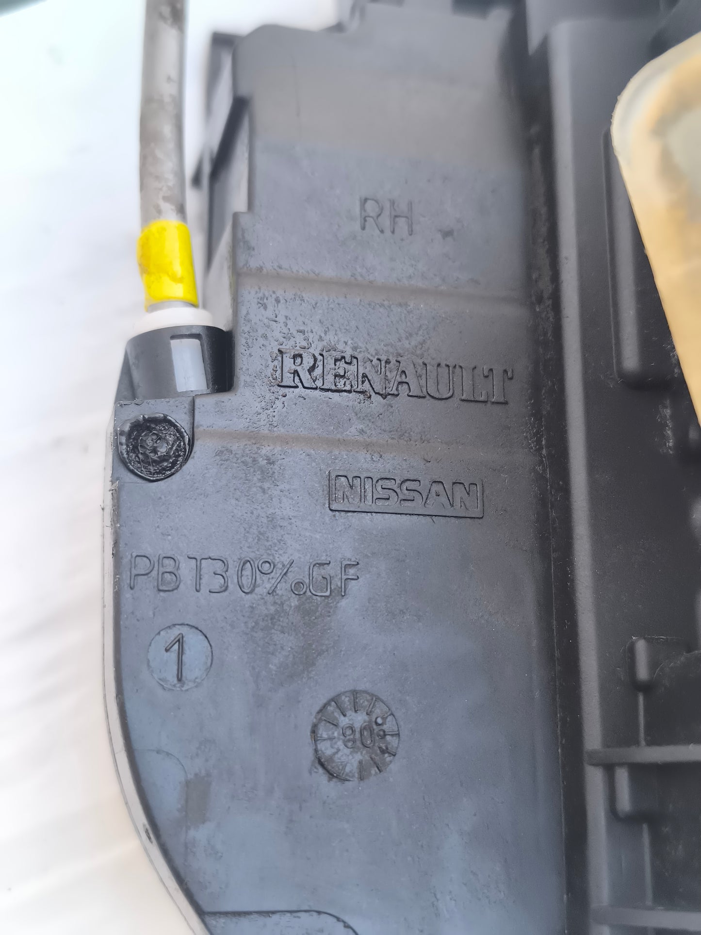 Nissan Qashqai Türschloss vorne rechts, Baujahr 2010, mit 3-poligem Verschluss (ecoAG7434)