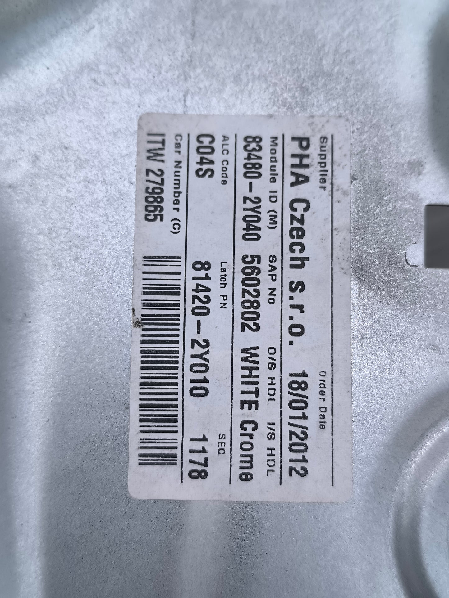 Cremagliera posteriore destra Hyundai Ix35 Codice: 81420-2y010 ecoAG6782