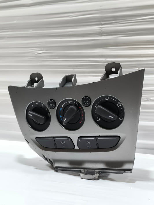 Pulsantiera comandi clima manuale Ford Focus III (MK3) 2011-2014 cod: bm5t-19980-ad ecoAG9672