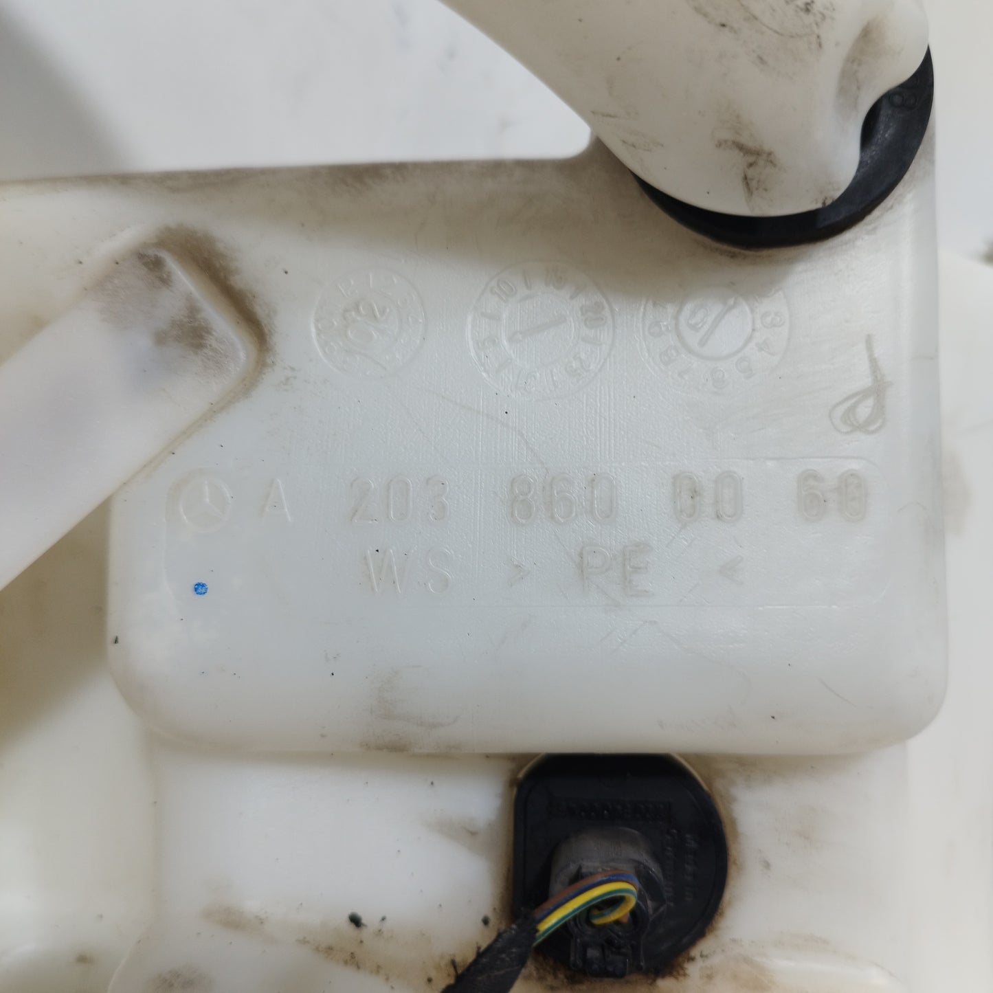 Vaschetta tergicristalli Mercedes Classe C W203 2002 cod: a2038600060 ecoAC8974