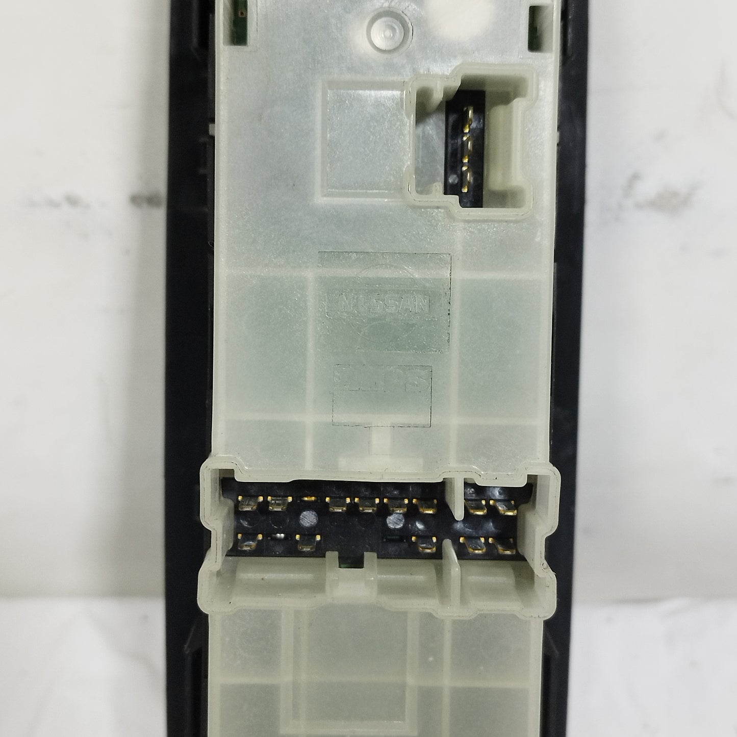 Pulsantiera anteriore sx Nissan Qashqai 2008 Cod: 25401BB60B ecoAC14936
