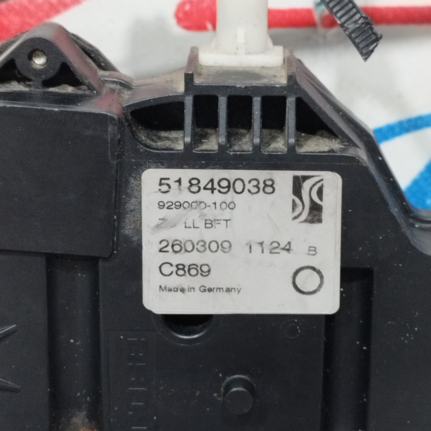 Türschloss vorne rechts Fiat Grande Punto 2009 Code: 51849038 ecoAC9479