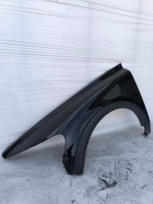 Parafango sx Volvo C30 Restyling 2009-2013 nero ecoAG8219
