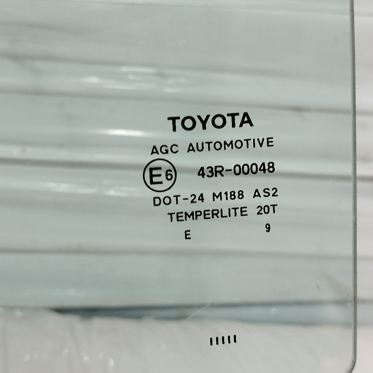 Vetro scendente posteriore sx Toyota Yaris 2007-2011 ecoAC17383