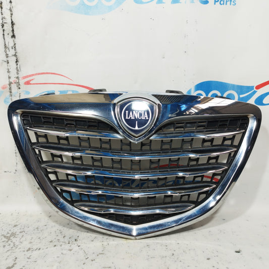 Front center grille Lancia Delta 2011 ecoAC9541
