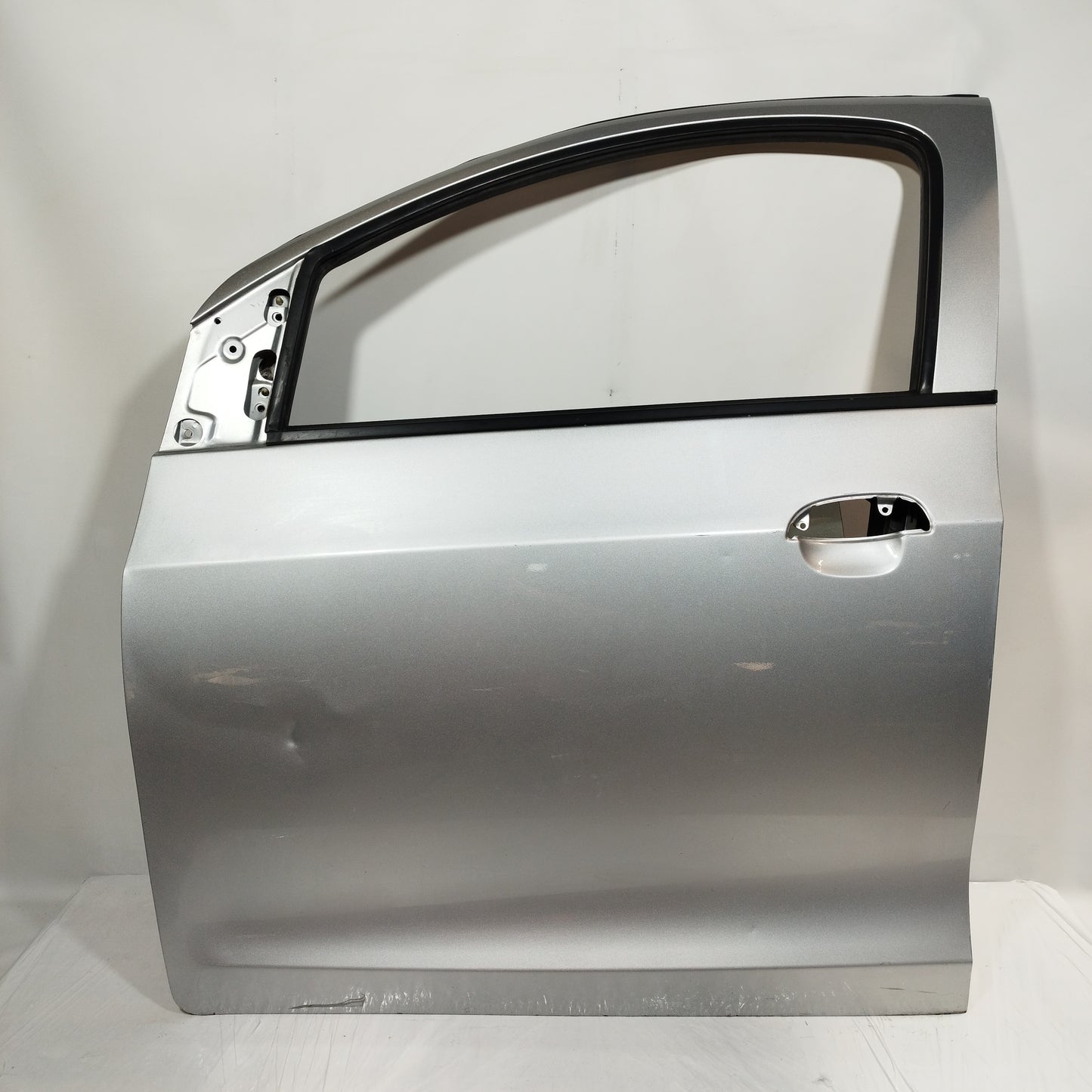 Vordere linke Tür silbergrau Dr1 ecoAC825