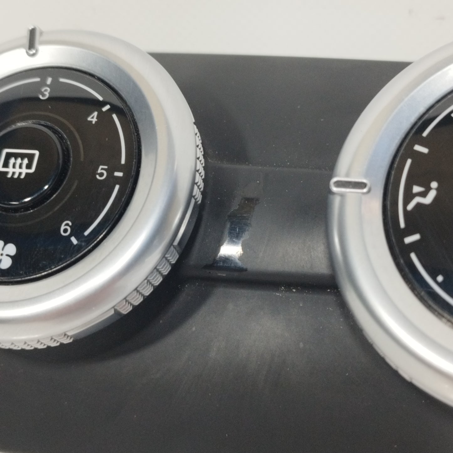 A/C Button Panel Alfa Romeo Giulietta 2015 Code: 156100041 ecoAC11767