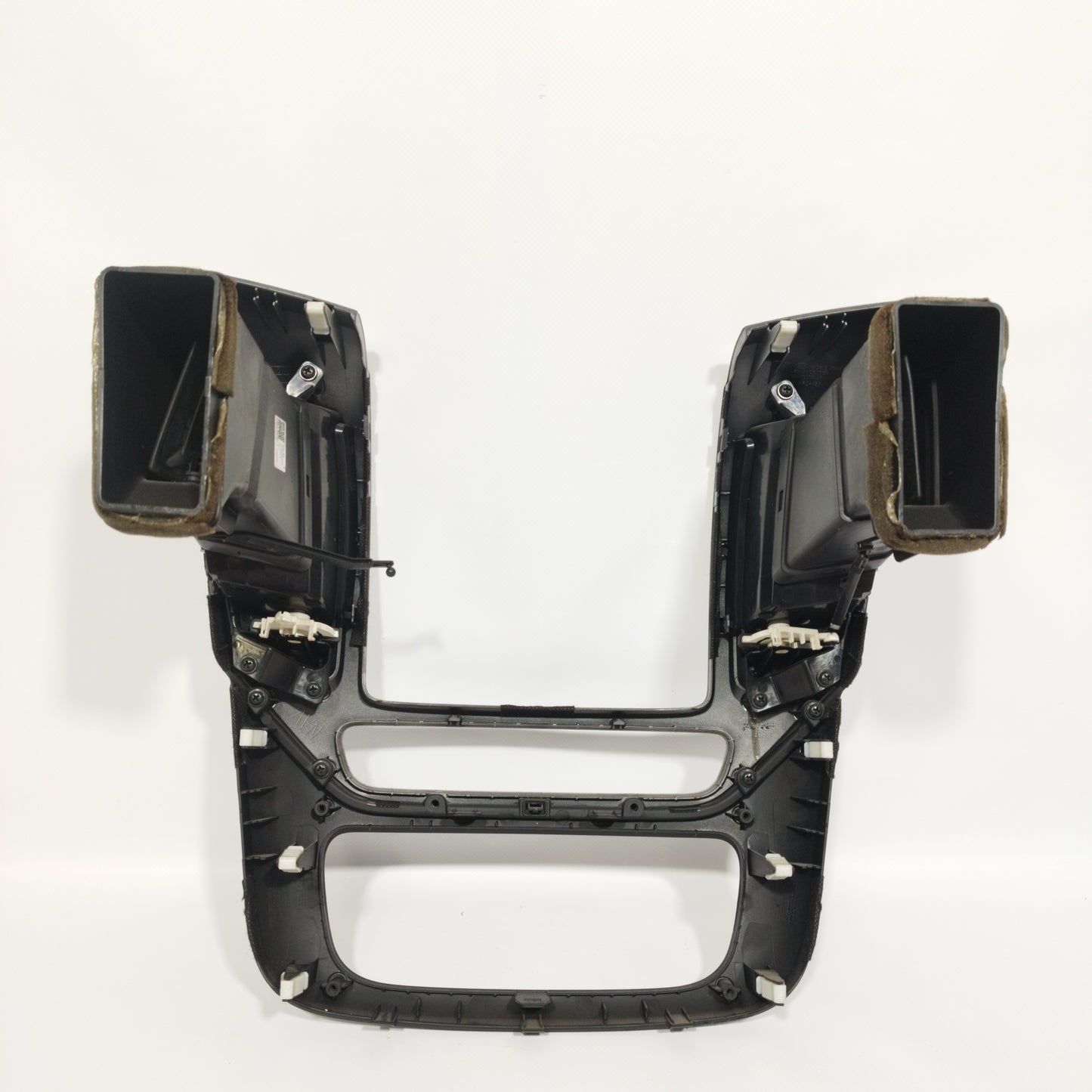 Central frame with vents Kia Venga 2012 ecoAC11321