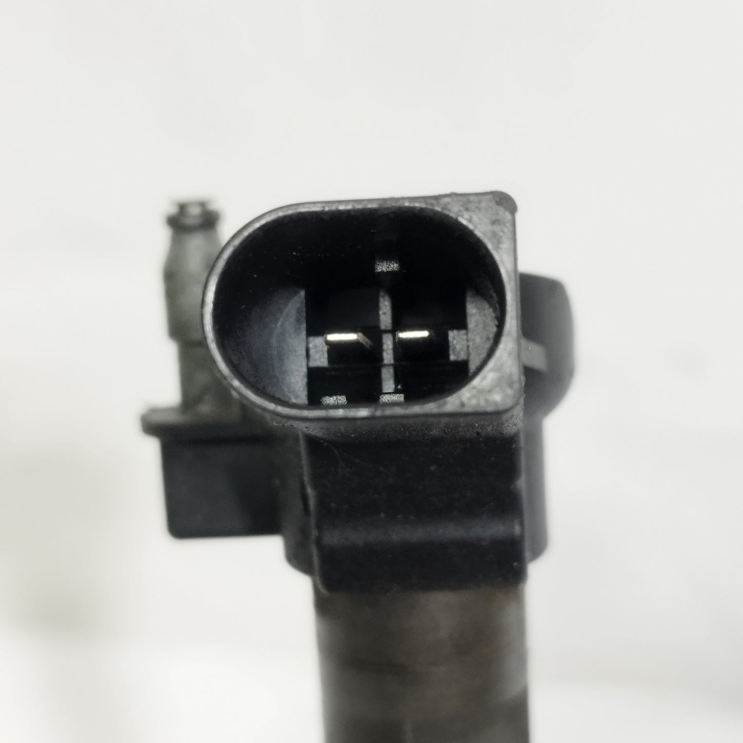 Iniettori Bosch Audi A4 / Volkswagen / Seat /Skoda 2.0 TDI 2009 cod: 0445116030 ecoAC14264