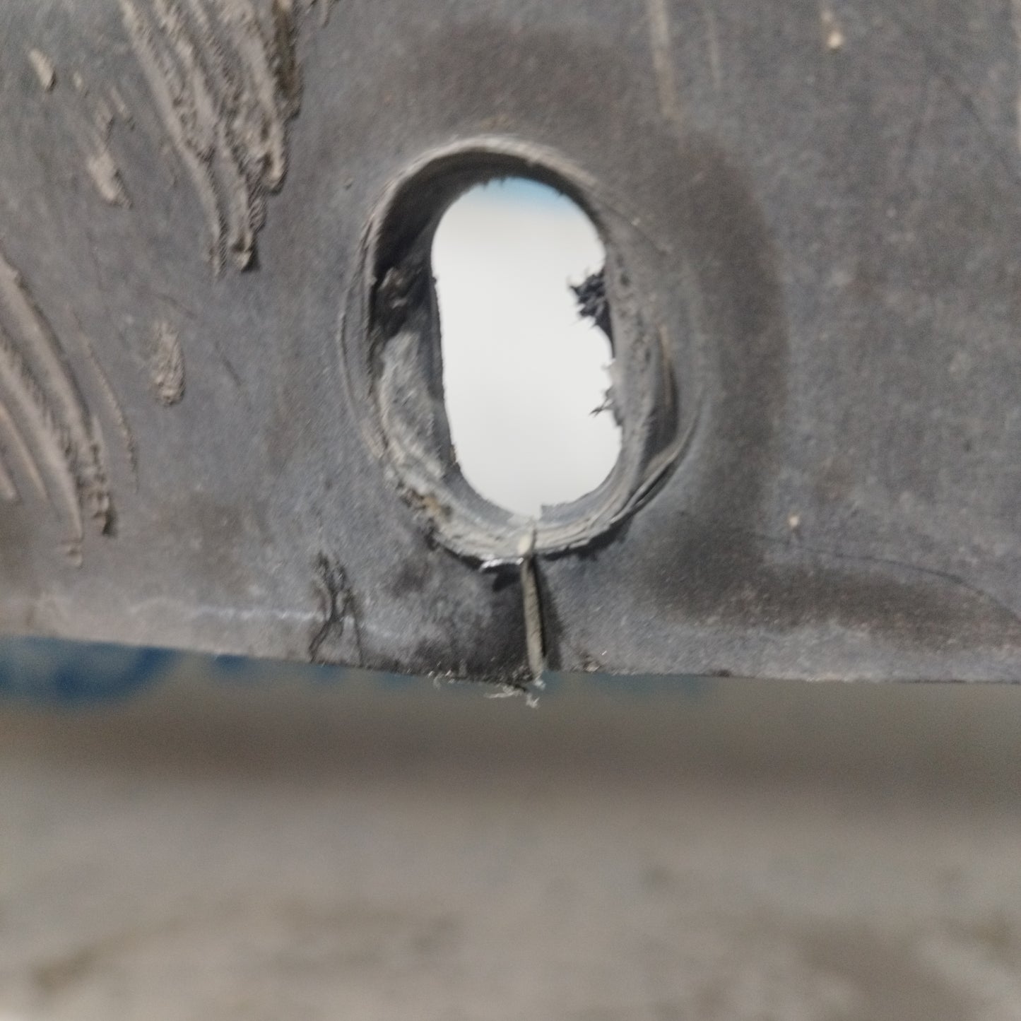 Paraurti anteriore grigio scuro Lancia Delta 2009 ecoAC10222