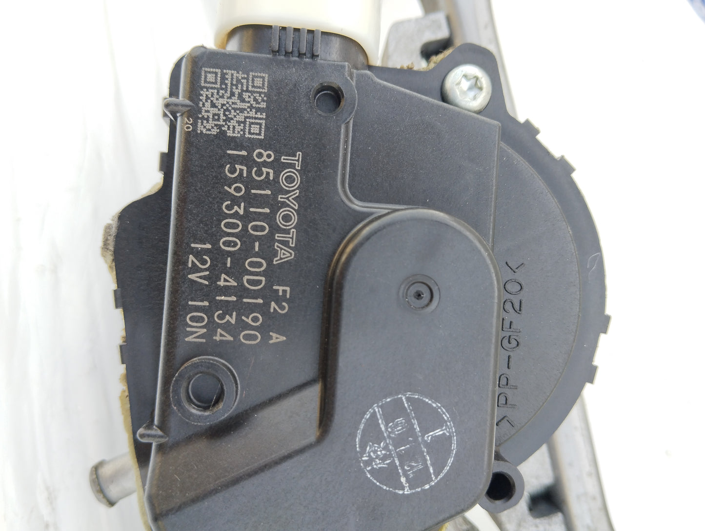 Front wiper motor Toyota Yaris 2013 code: 85110-0d190 ecoAG5379