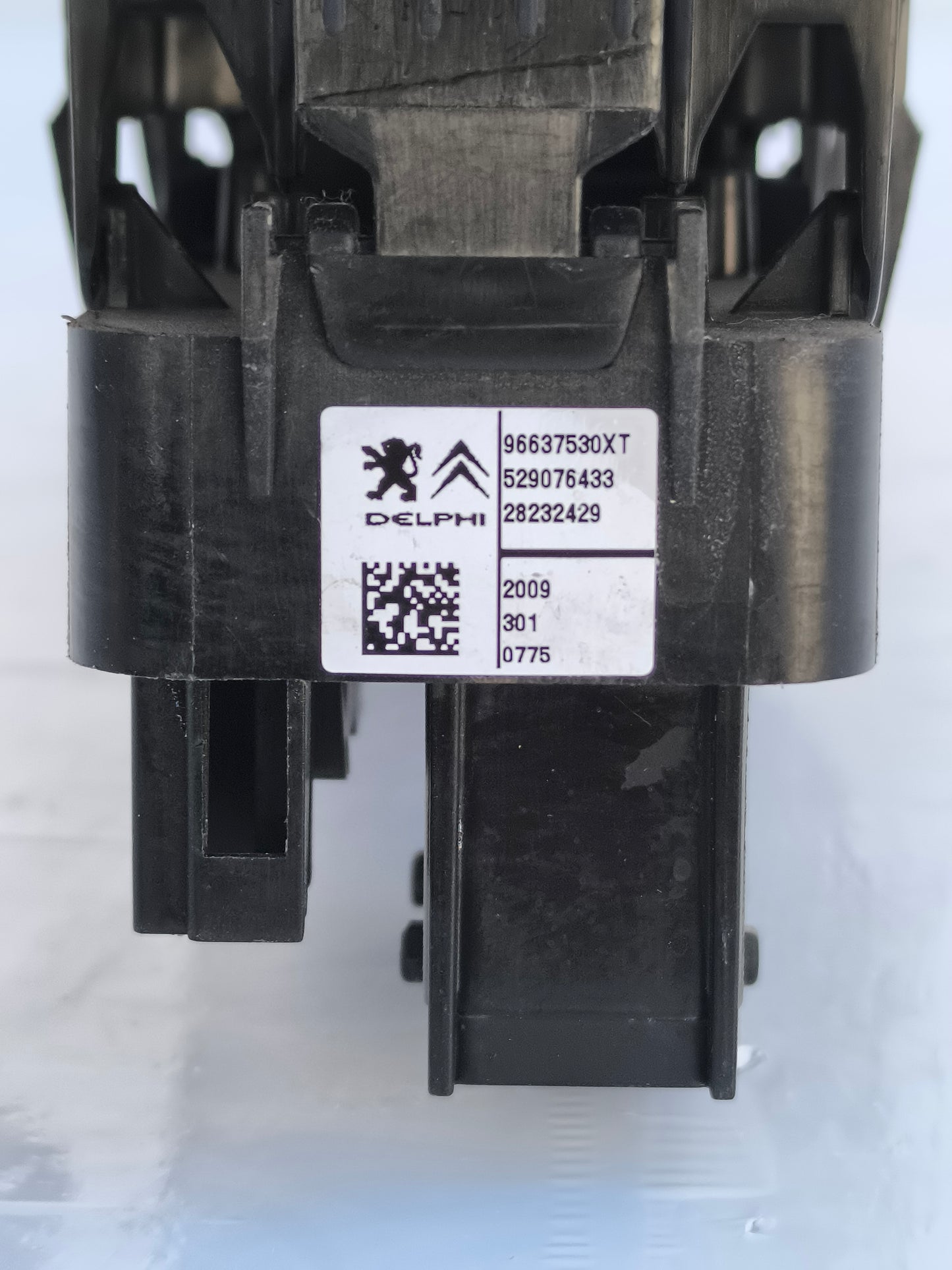 Pulsantiera anteriore sx Citroën C3 anno 2010 cod: 96637530XT ecoAG7707