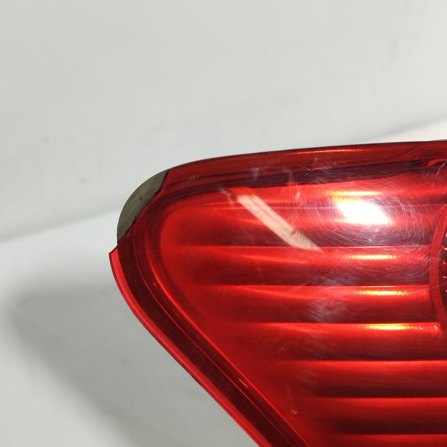 Toyota Yaris 2010 ecoAC13096 LED linke Rückleuchte