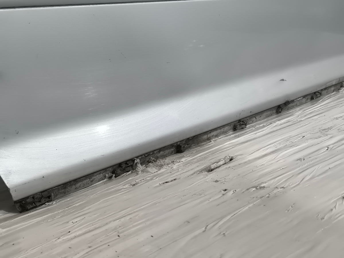 Sportello dx grigio argento Audi A3 8P 3 porte anno 2003-2012 ecoAG9839