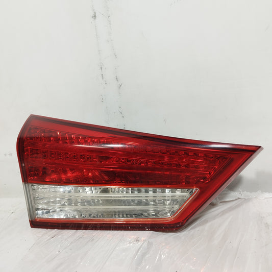 Innenleuchte links hinten Hyundai IX20 2011 Code: 92403-1K0 ecoAC13483