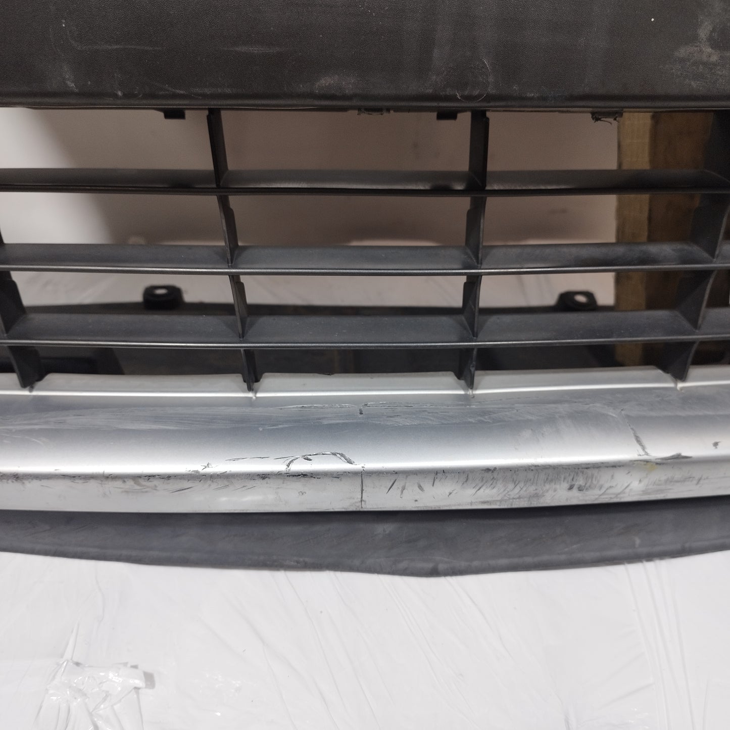 Front bumper Renault Clio 2010 ecoAC12044