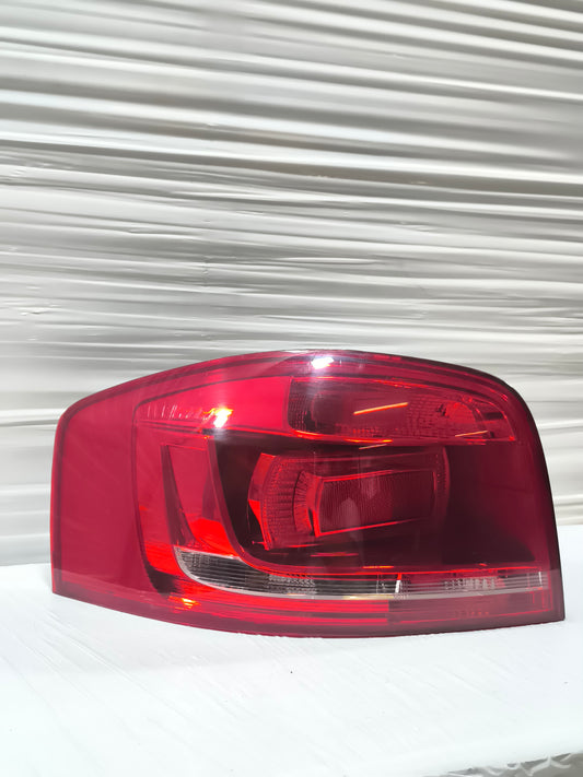 Fanale posteriore sx Audi A3 (8P) anno 2008-2010 Restyling 3 porte DEPO ecoAG9658