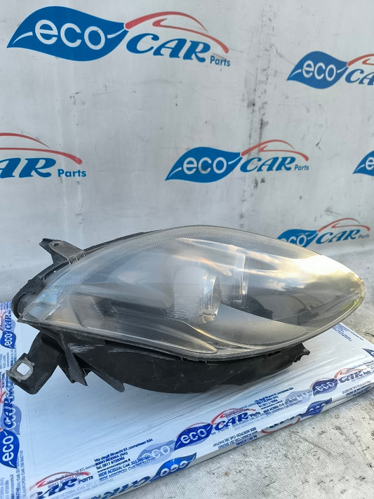 Fanale anteriore dx Fiat Bravo 2008 (fondo scuro freccia bianca) ecoAG6172