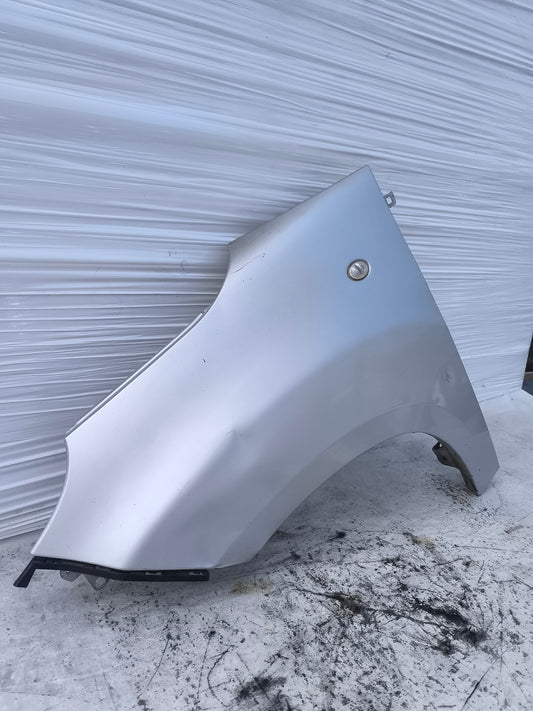 Parafango sx grigio argento Fiat 500L 2012-2022 ecoAG8446