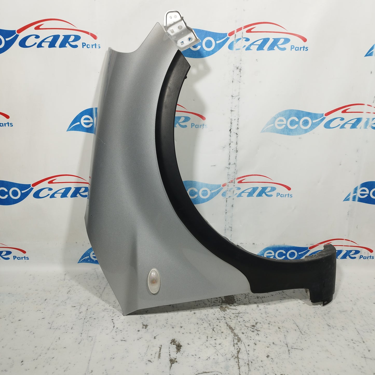 Parafango anteriore dx grigio argento Fiat 16 2010 ecoAC8456