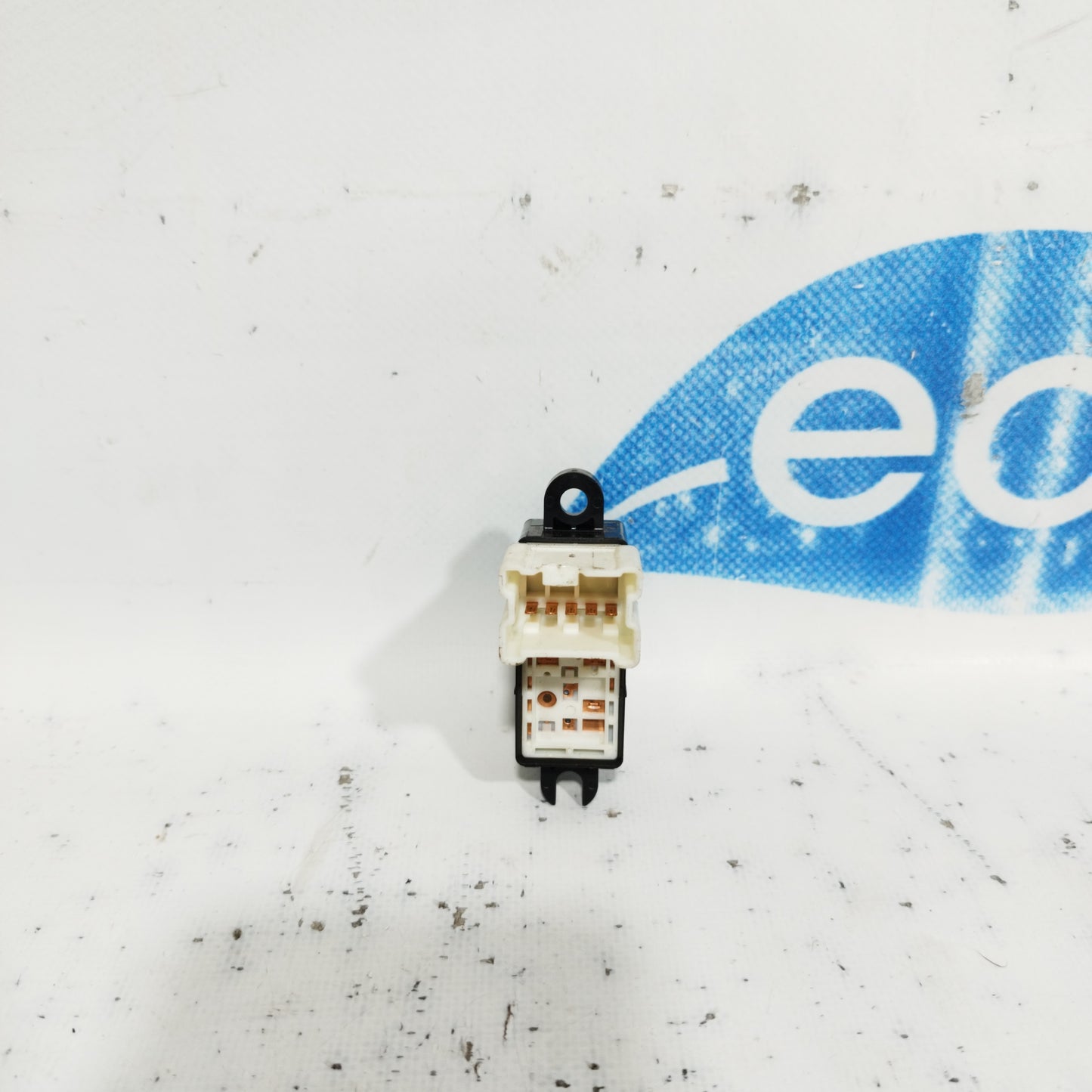 Nissan Micra K13 2013 ecoAC8592 Schalter vorne rechts