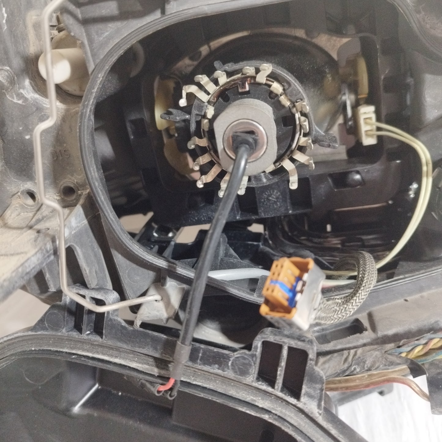 Fanale anteriore sx Bmw Serie 1 E87 2007 Xenon cod: 89317531 ecoAC14475