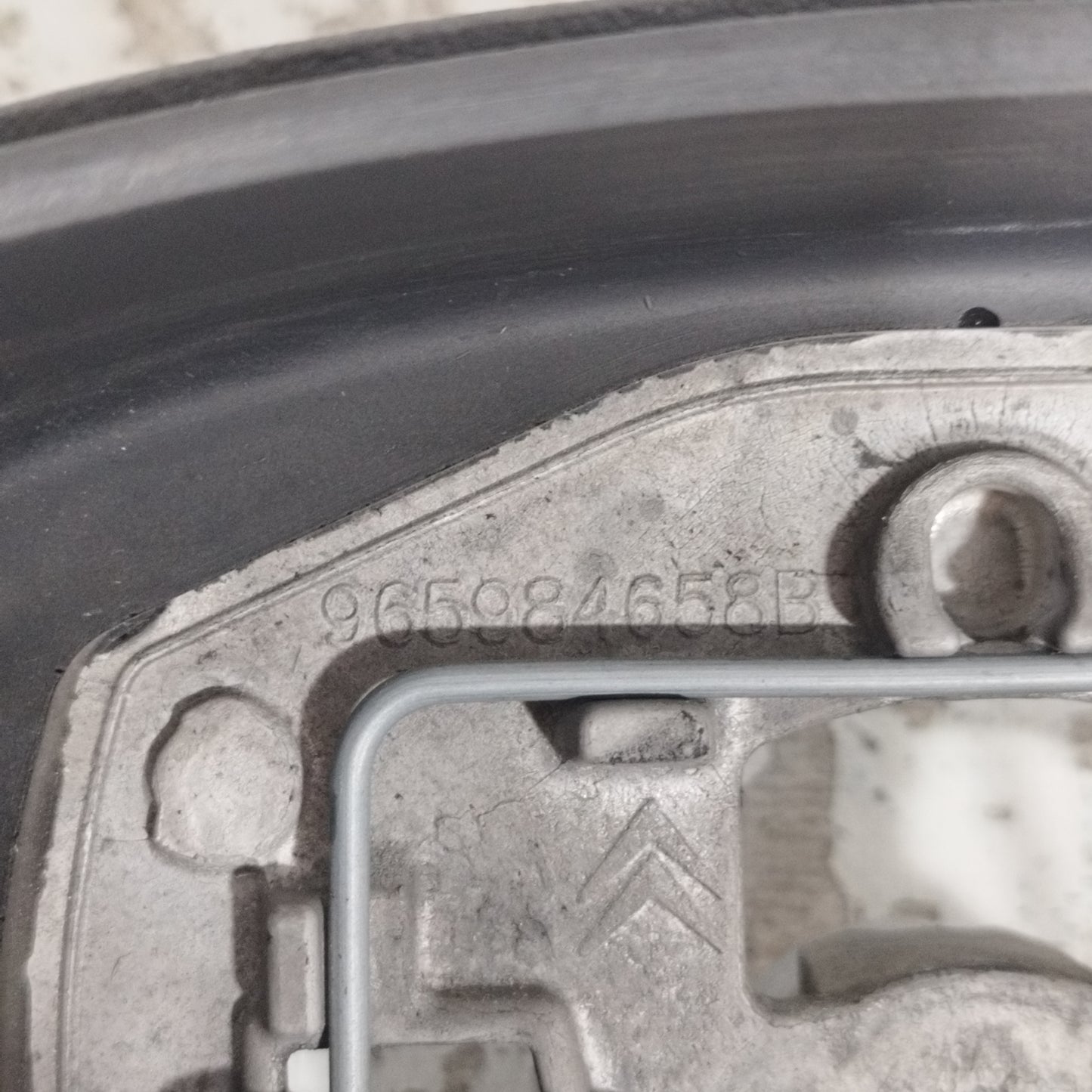 Volante Peugeot 3008 2011 Codice: 965984658B ecoAC9662