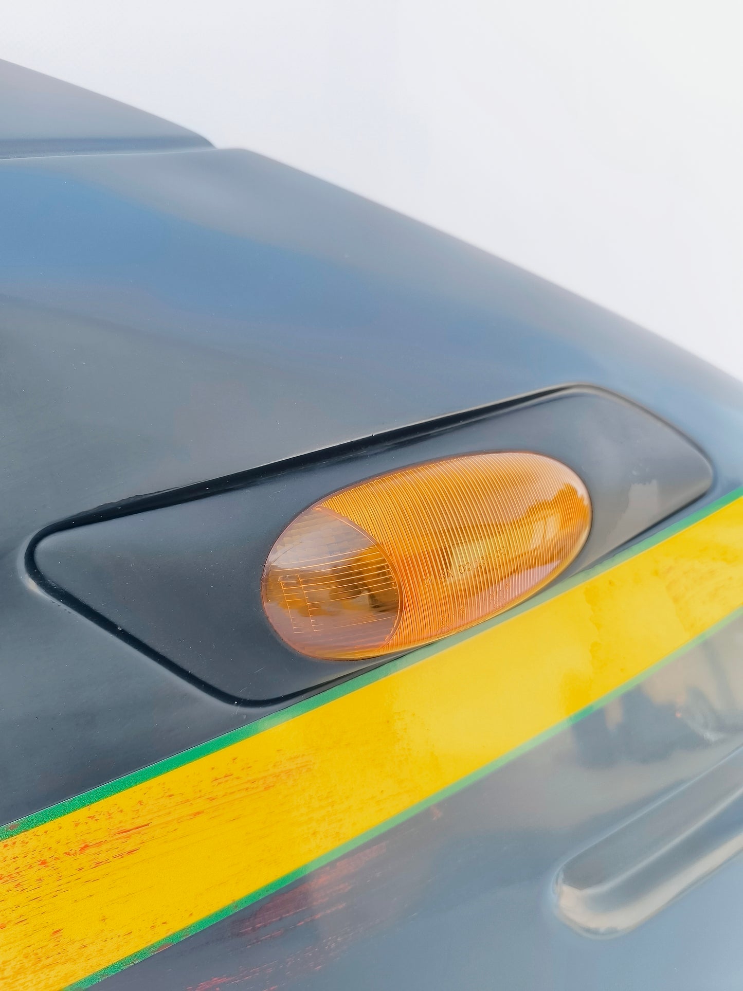 Dark grey right mudguard Iveco Daily 35 c10 ecoAG6413