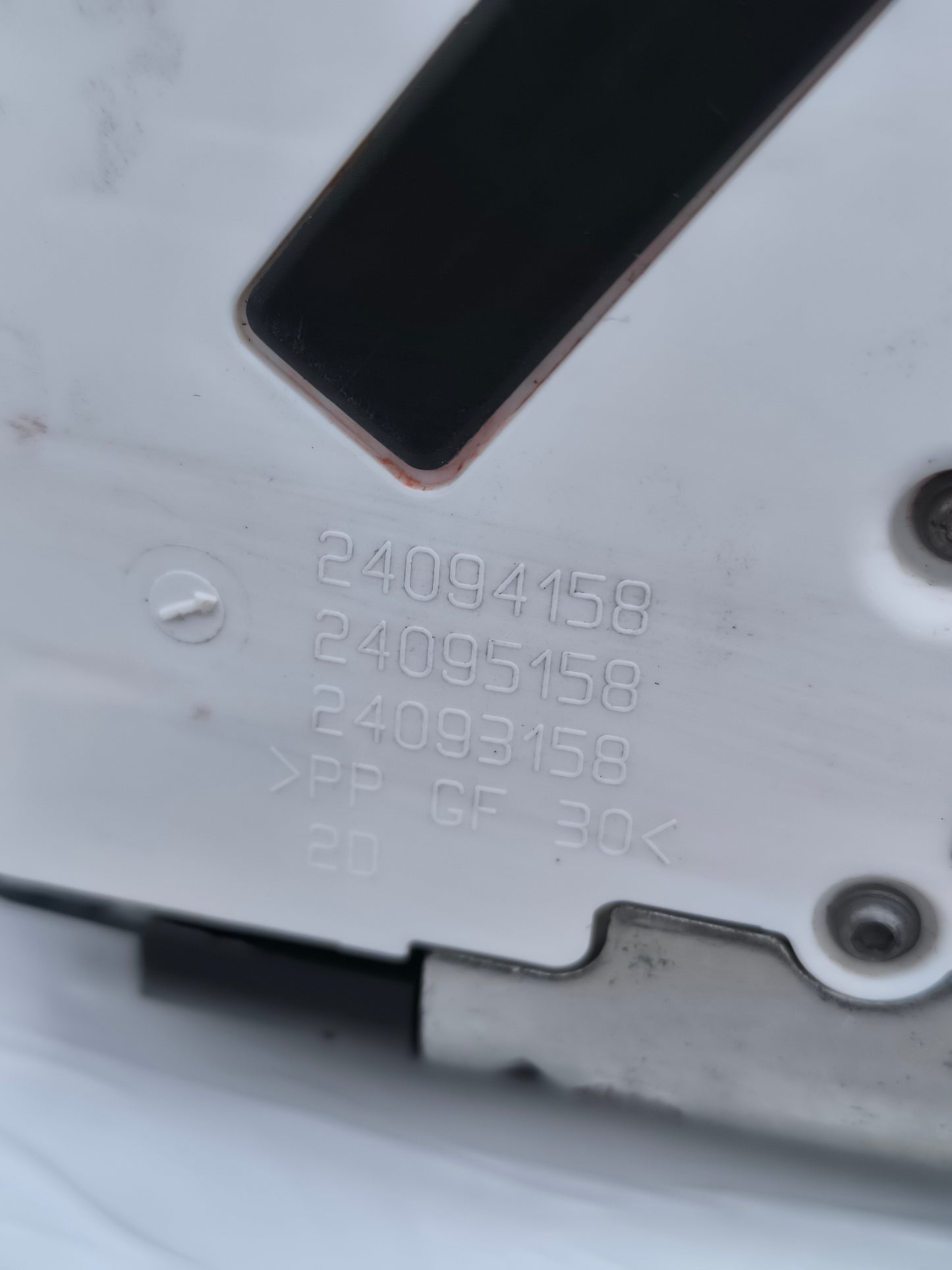 Türschloss vorne rechts Citroen C3 Picasso Baujahr 2010 Code: 24094158 6-polig ecoAG7020