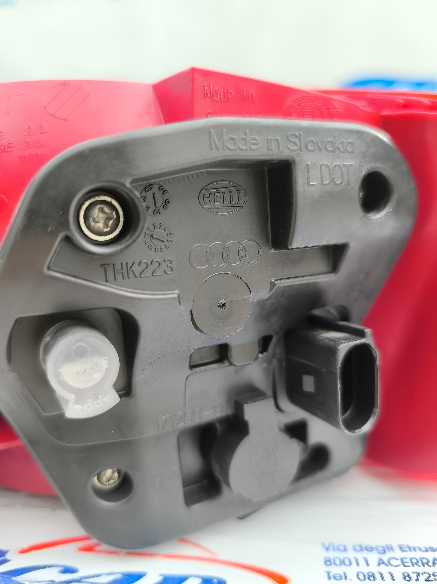 Audi A4 B8 ecoAG5770 linke Außenrückleuchte