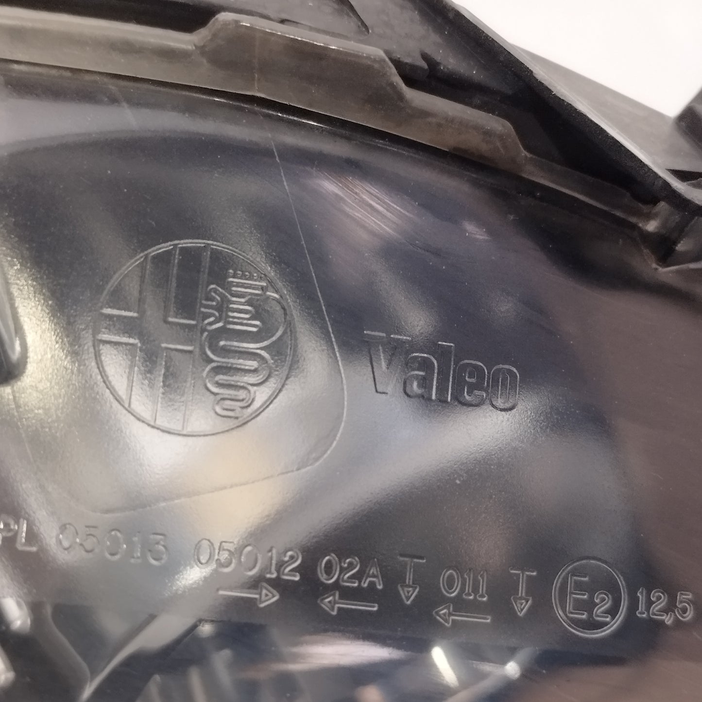 Fanale anteriore dx Alfa Romeo 147 (937) II serie 2004-2008 cod: 89101231 VALEO ecoAC16578