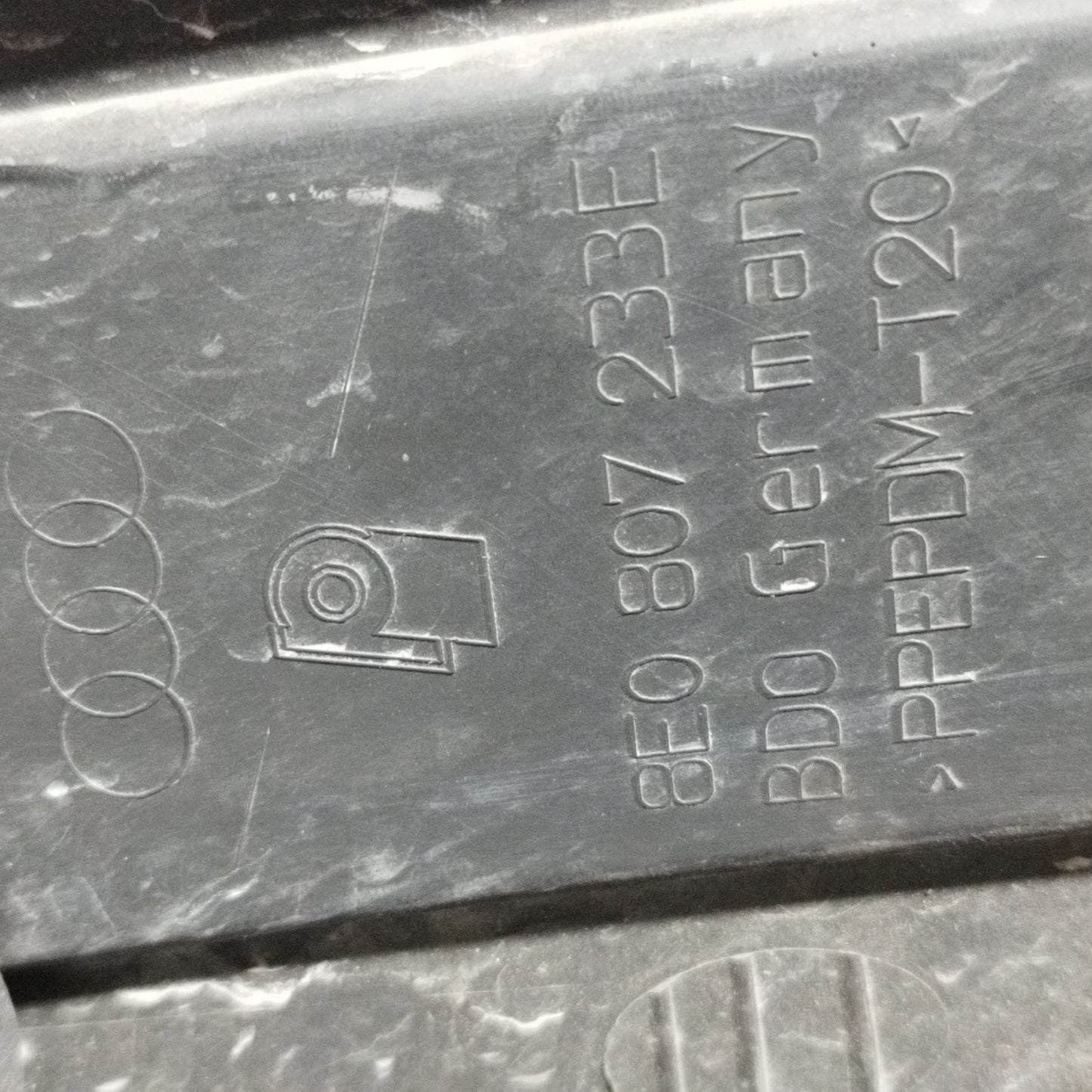 Paraurti anteriore nero Audi A4 B7 2004-2008 cod: 8e0807233e ecoAC15522