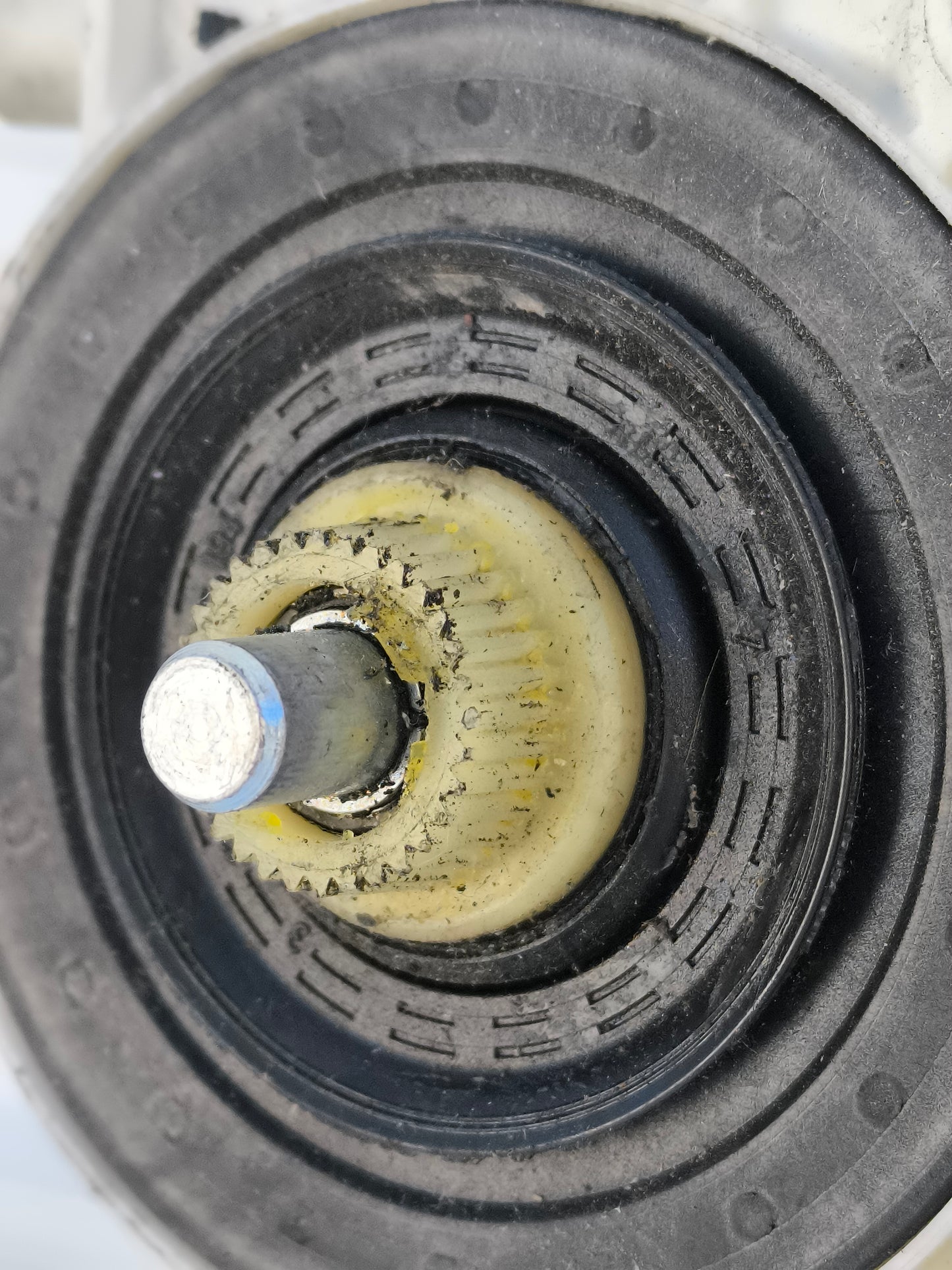 Motorino alzacristalli anteriore sx Audi A3 8P Cod. 05074605 ecoAG7788