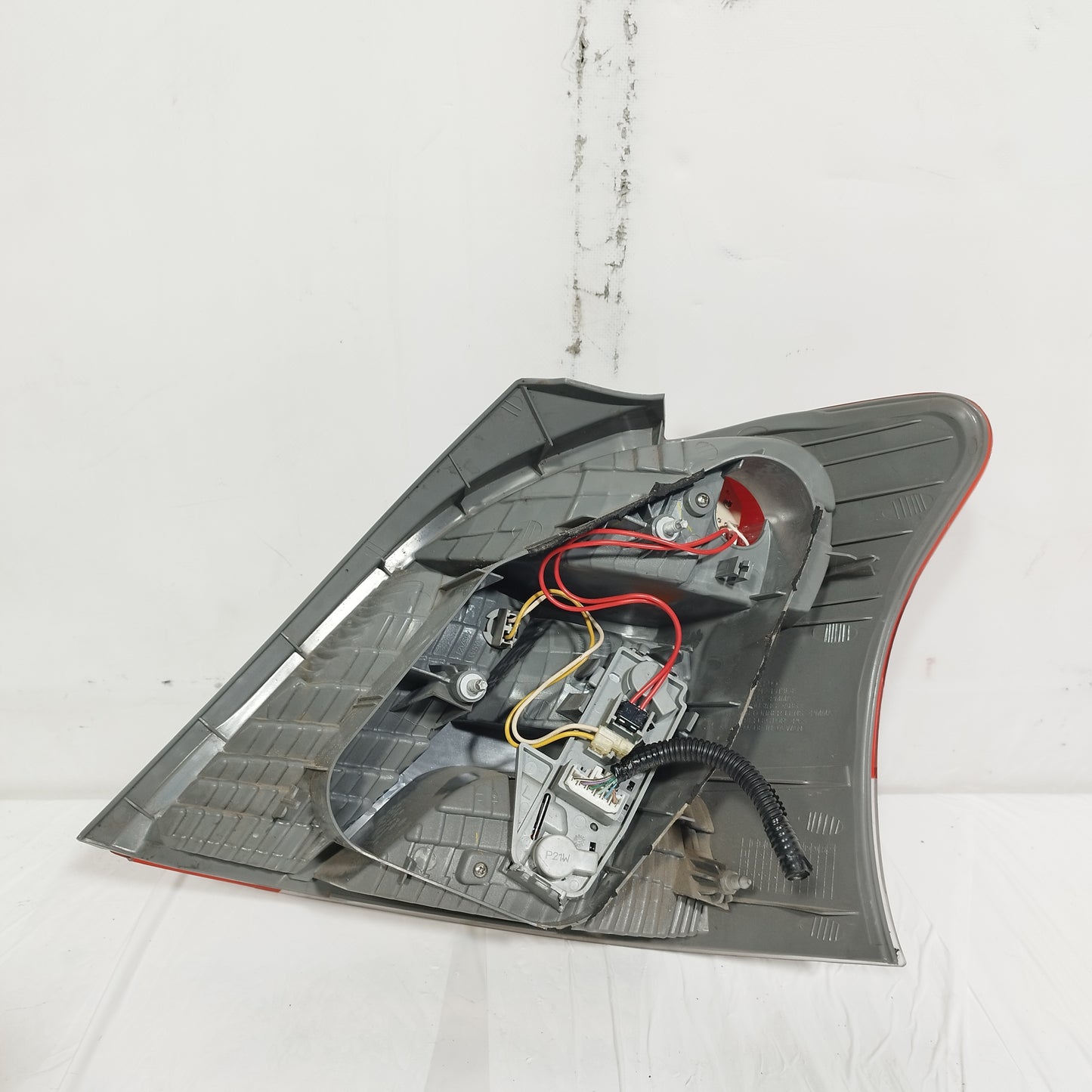 Fanale posteriore sx a Led Toyota Yaris II (XP90) Restyling 2009-2011 DEPO cod: 08-212-19T3L-F ecoAC14905