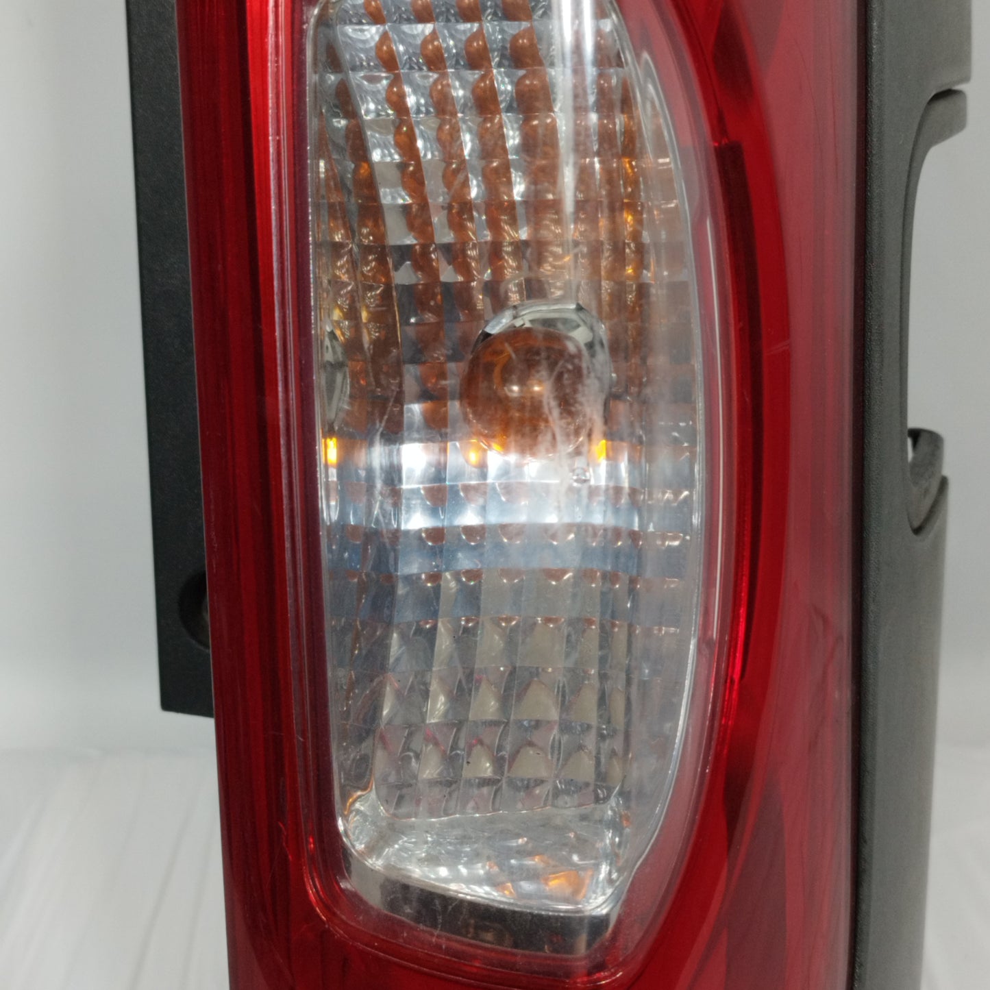 Renault Trafic 2014 ecoAC11048 right rear light