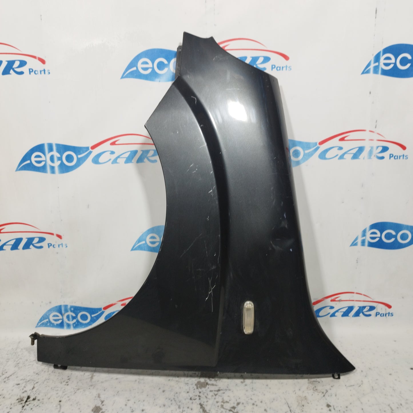 Parafango anteriore sx grigio scuro Fiat Doblo 2008 ecoAC8895