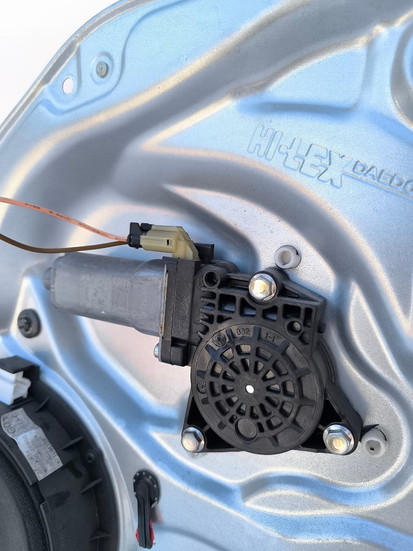 Rear right panel rack Kia Sorento year 2012 missing code ecoAG7029