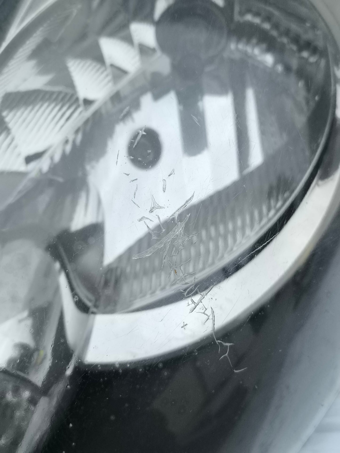 Toyota Aygo 2008 ecoAG6101 left front light