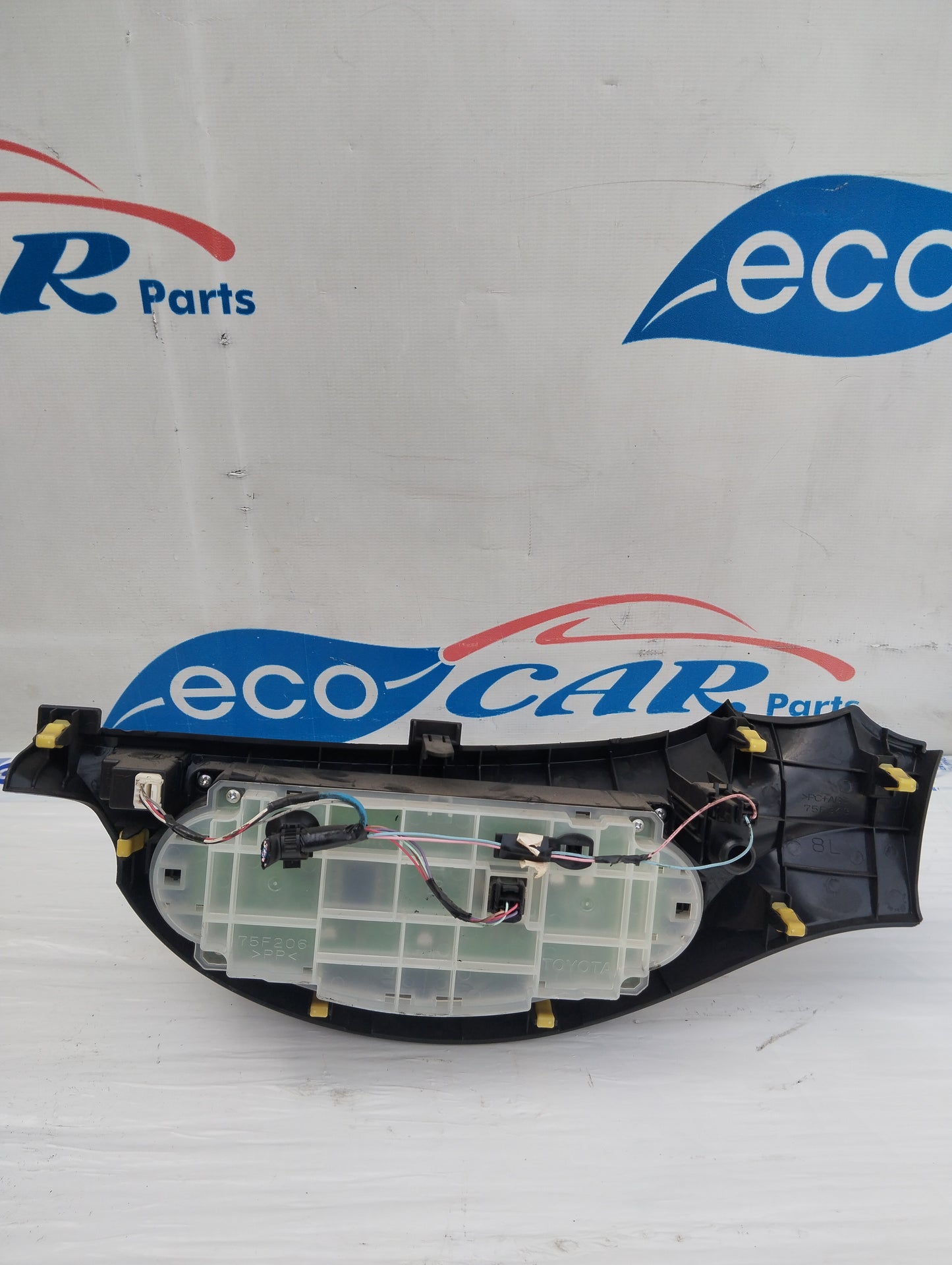 Toyota Yaris 2013 Digitales Klimabedienteil Code: 75F206 ecoAG5325