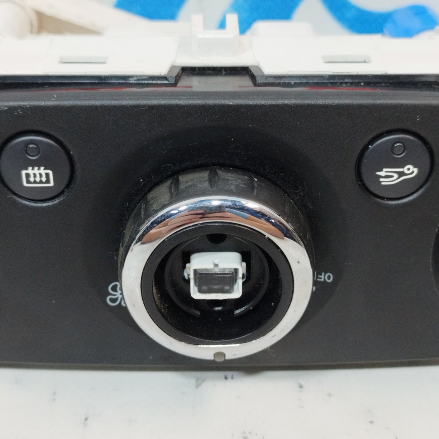 Pulsantiera A/C Renault Clio 2013 Cod: T1019676Z ecoAC9505