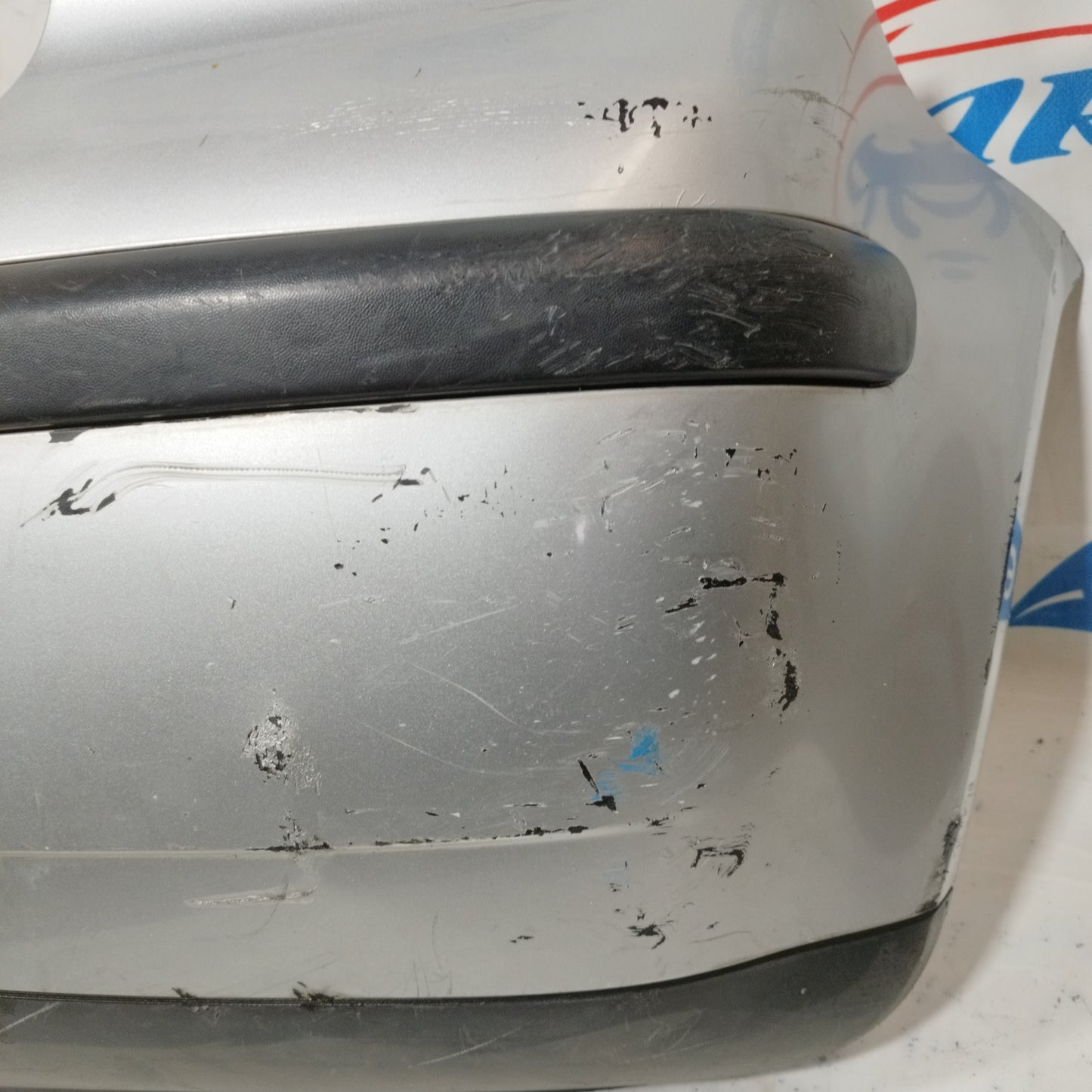 Paraurti posteriore grigio chiaro Volkswagen Polo 2005 ecoAC9732