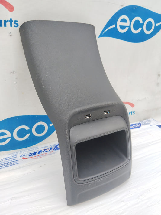 Zentrales Ablagefach hinten mit USB-Anschlüssen MG ZS 2022 Cod.10707735 ecoAG5337
