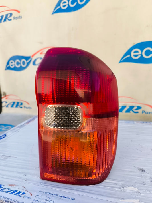 Toyota Rav 4 2004 ecoAG6113 right rear light