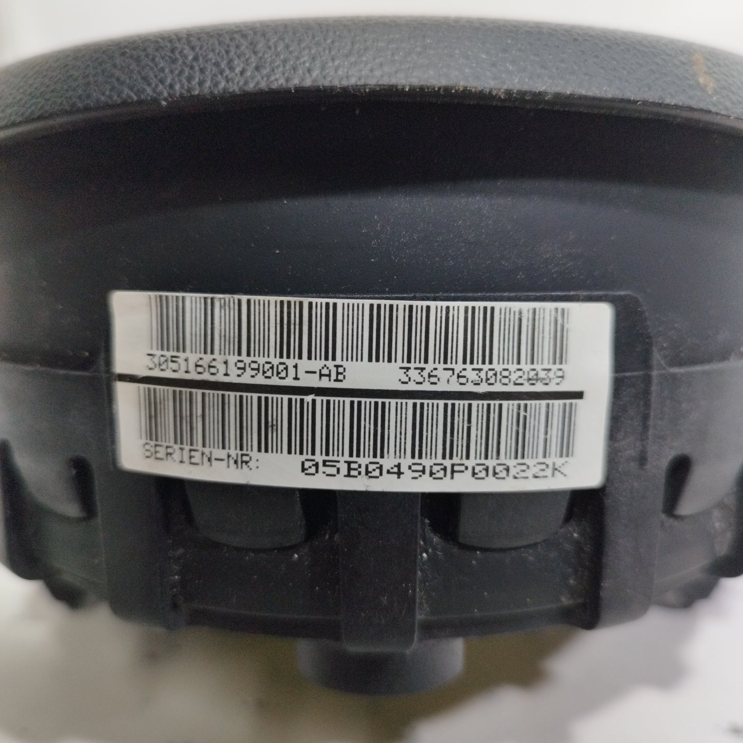 Steering wheel airbag BMW 1 series E87 2006 code: 305166199001 ecoAC8585