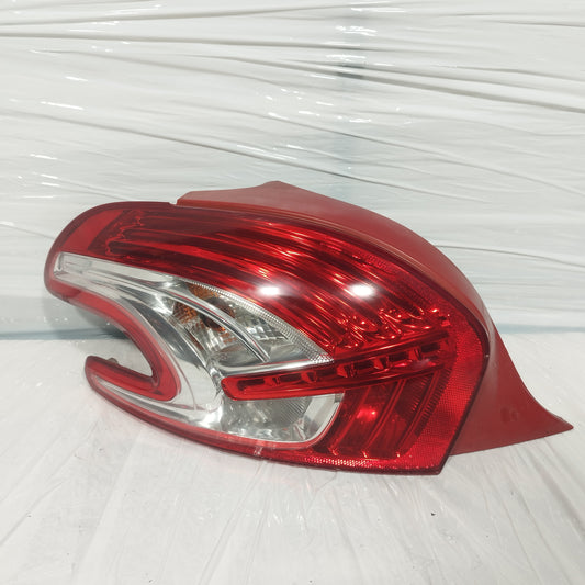 Fanale posteriore sx Peugeot 208 2014 cod: 9672628280-02 ecoAC16858