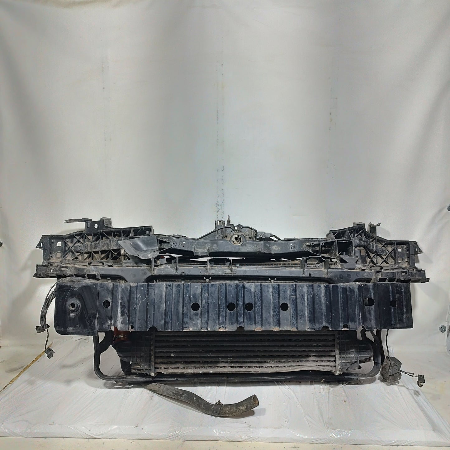 Kit radiatori con rinforzo Ford Focus 1.6 D 2006 cod: 013030393p ecoAC14963